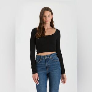 218B-BLACK. Scoop Neck Ribbed Nylon Long Sleeve Top